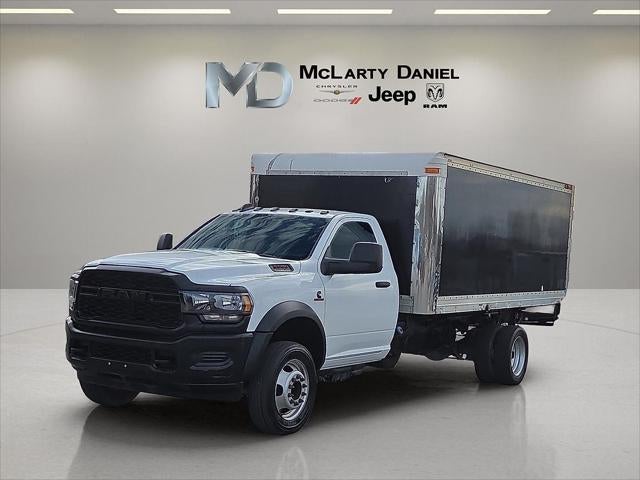 2023 RAM 5500 Chassis Tradesman/SLT