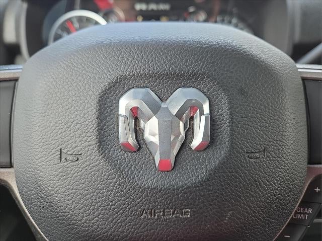 2023 RAM 5500 Chassis Tradesman/SLT