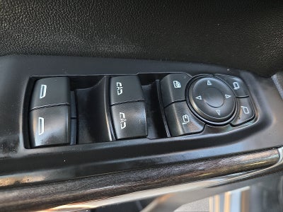 2021 Chevrolet Silverado 1500 4WD Crew Cab Short Bed LTZ
