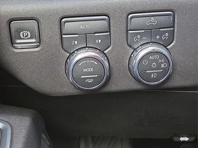 2025 GMC Sierra 1500 4WD Crew Cab Short Box Elevation with 3SB