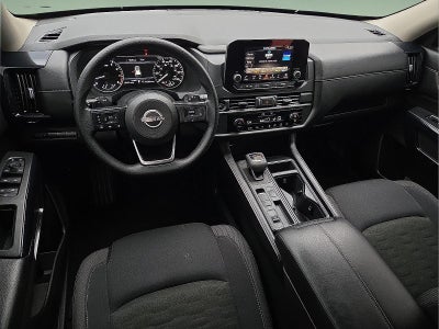2025 Nissan Pathfinder S FWD