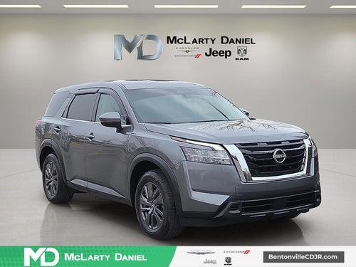 2022 Nissan Pathfinder S 2WD