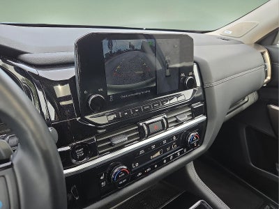 2025 Nissan Pathfinder Platinum 4WD