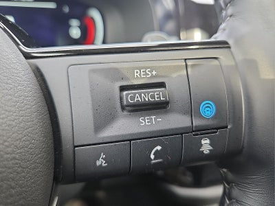 2025 Nissan Pathfinder Platinum 4WD