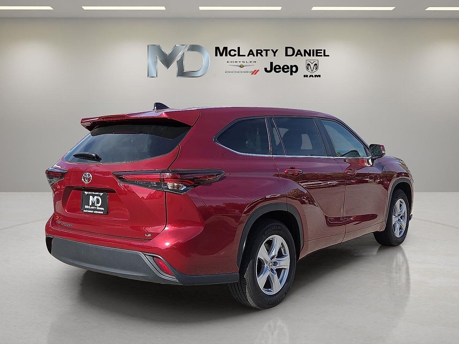 2024 Toyota Highlander LE