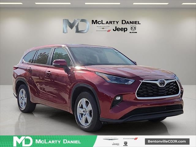 2024 Toyota Highlander LE