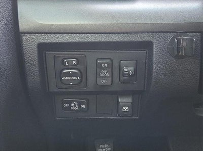 2014 Toyota Tundra SR5 5.7L V8