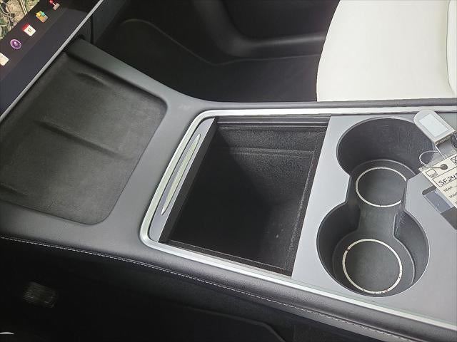 2025 Tesla Model Y Long Range Dual Motor Rear-Wheel Drive