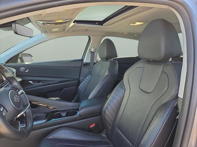 2022 Hyundai Elantra Limited