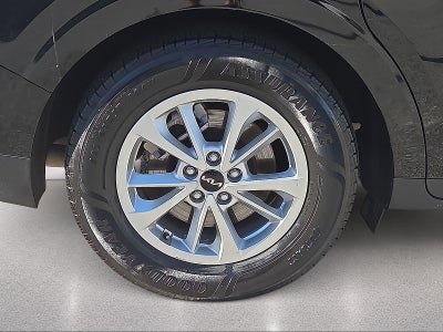 2023 Kia Carnival MPV LX Seat Package