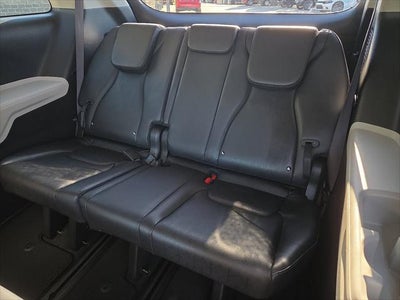 2023 Kia Carnival MPV LX Seat Package
