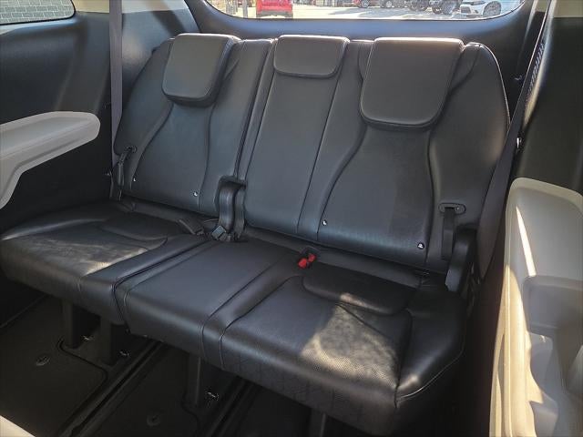 2023 Kia Carnival MPV LX Seat Package