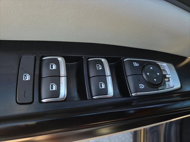 2023 Kia Carnival MPV LX Seat Package