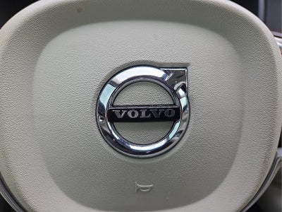 2019 Volvo S90 T6 Momentum