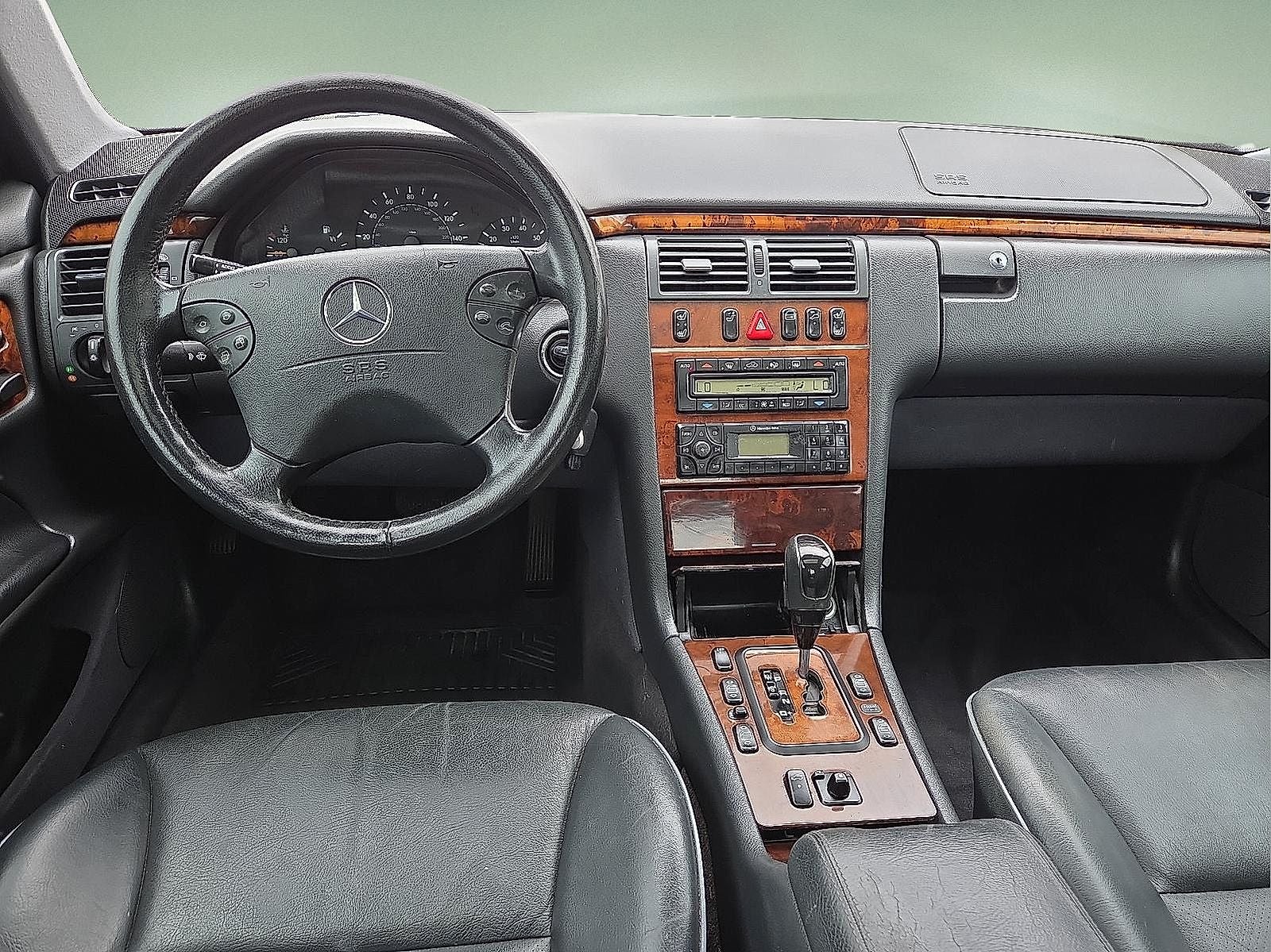 2002 Mercedes-Benz E 320 E 320