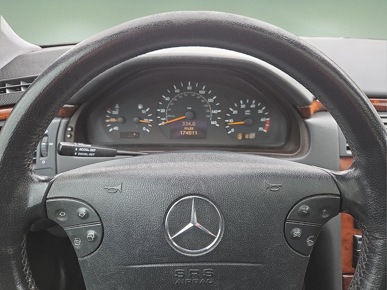 2002 Mercedes-Benz E 320 E 320