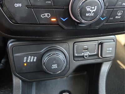 2023 Jeep Renegade Latitude 4x4