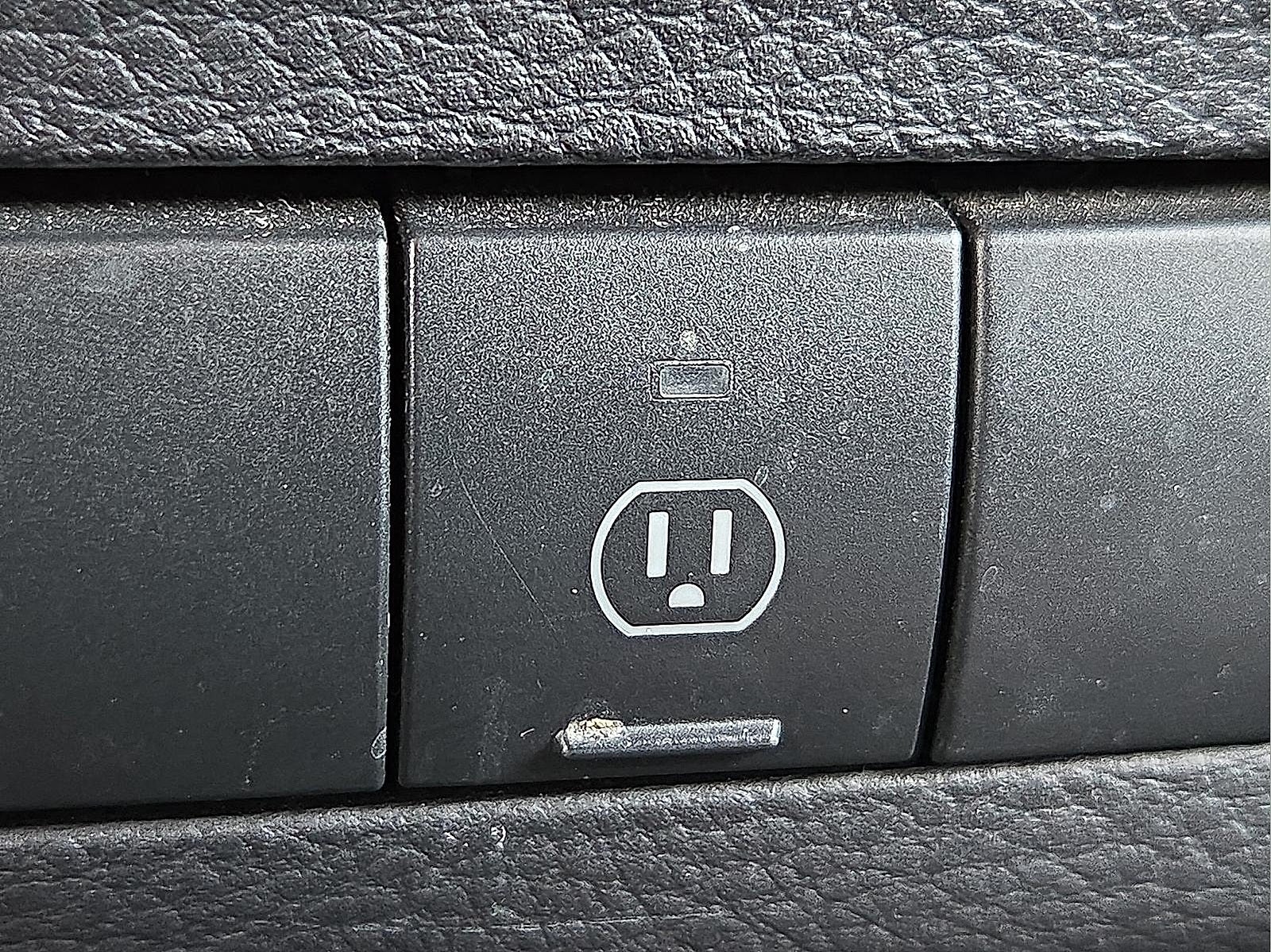 2017 Jeep Wrangler Sahara 4x4