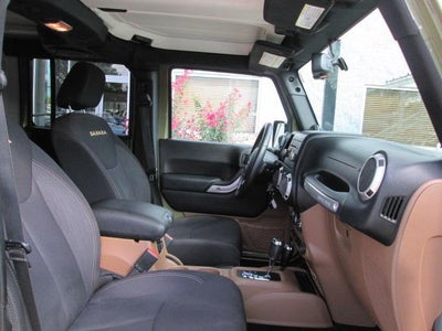2013 Jeep Wrangler Unlimited Sahara