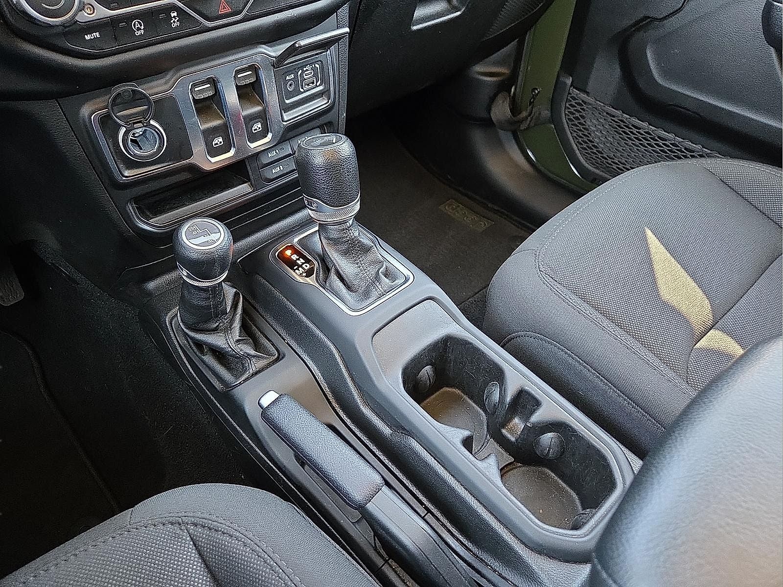 2023 Jeep Wrangler 2-Door Sport S 4x4