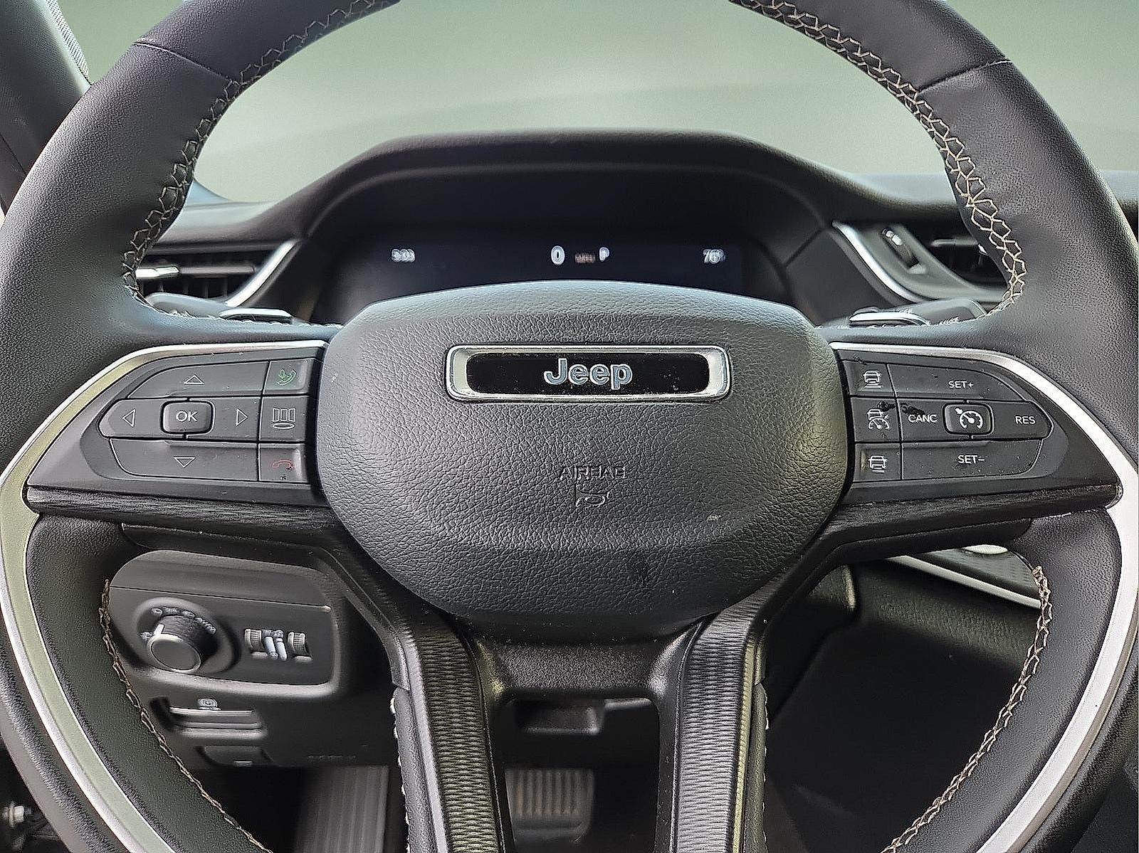 2024 Jeep Grand Cherokee L Altitude 4x4