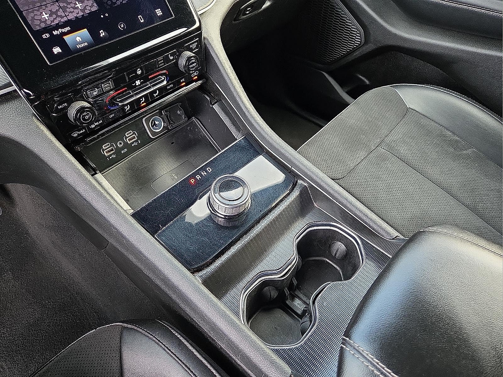 2024 Jeep Grand Cherokee L Altitude 4x4