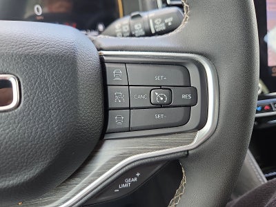 2024 Jeep Wagoneer L Series II 4x4