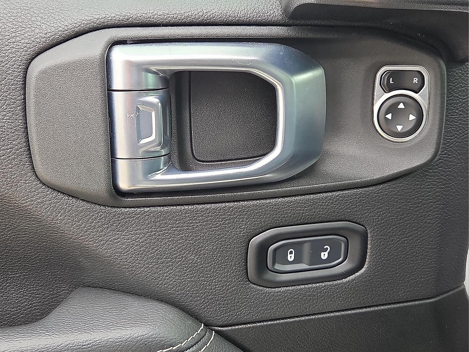 2022 Jeep Gladiator Overland 4x4