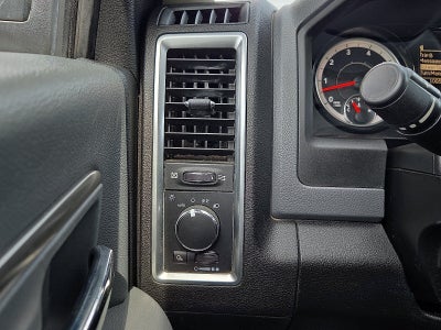 2020 RAM 1500 Classic SLT Crew Cab 4x4 6'4' Box