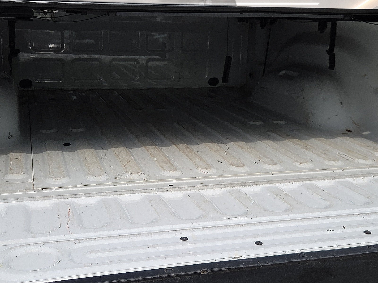 2020 RAM 1500 Classic SLT Crew Cab 4x4 6'4' Box