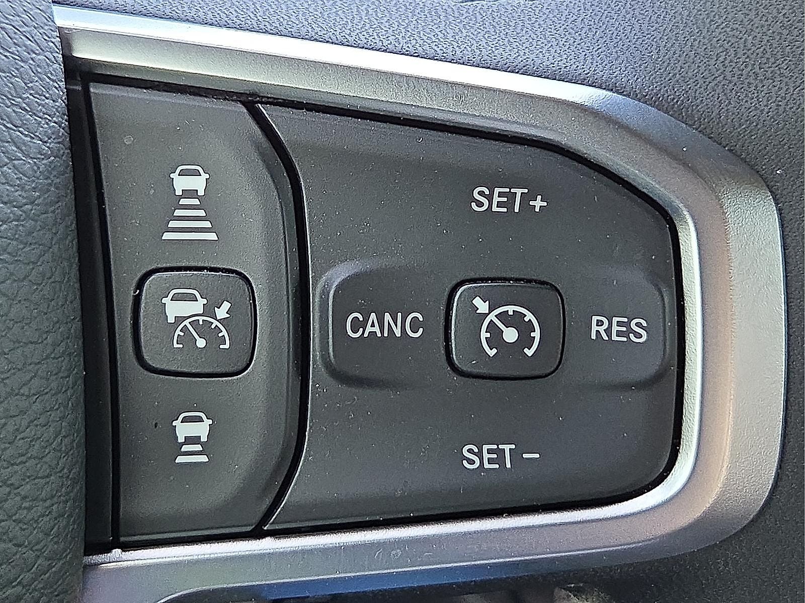 2025 RAM 1500 Big Horn Crew Cab 4x4 5'7' Box