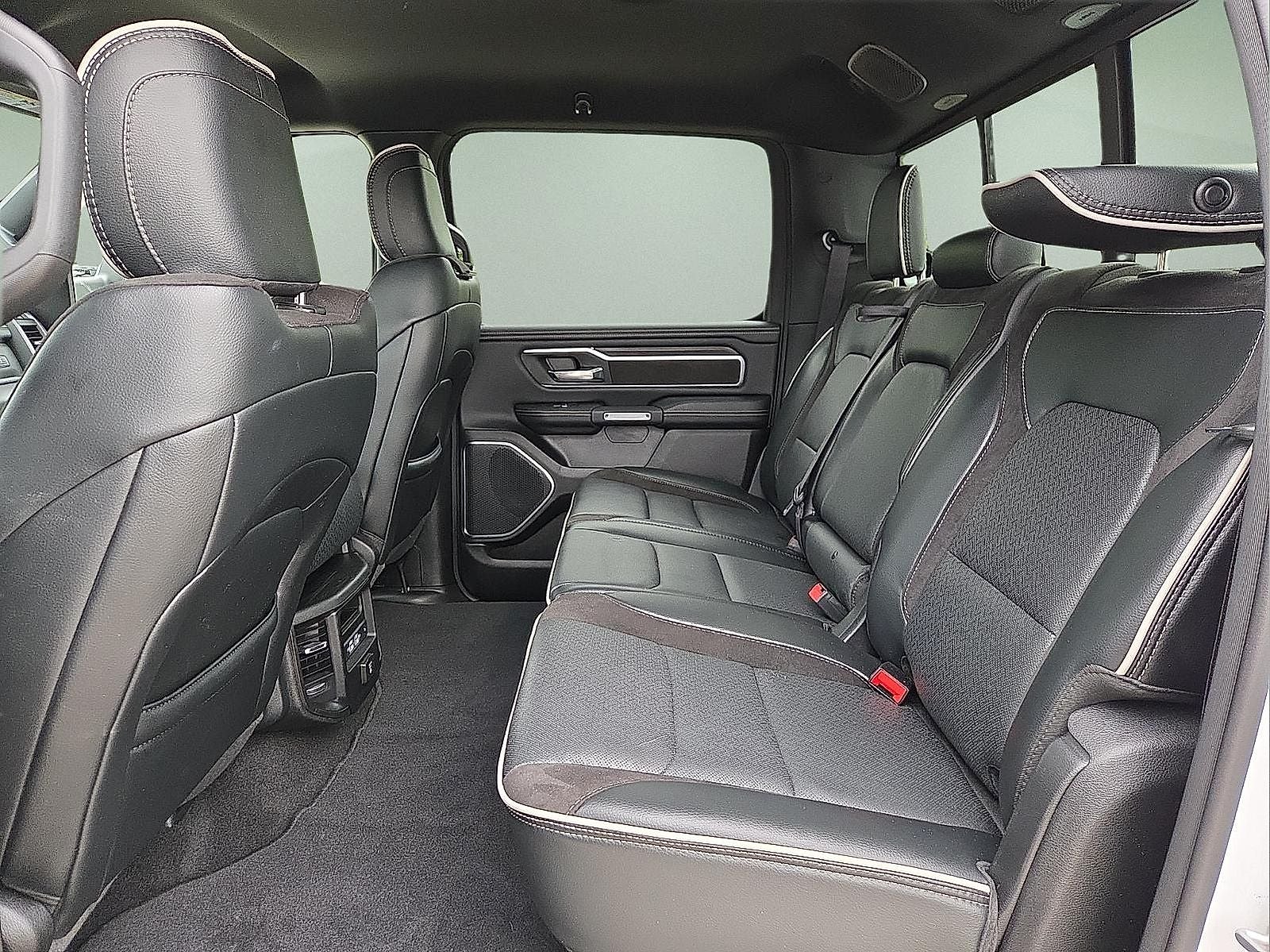 2025 RAM 1500 Laramie Crew Cab 4x4 5'7' Box