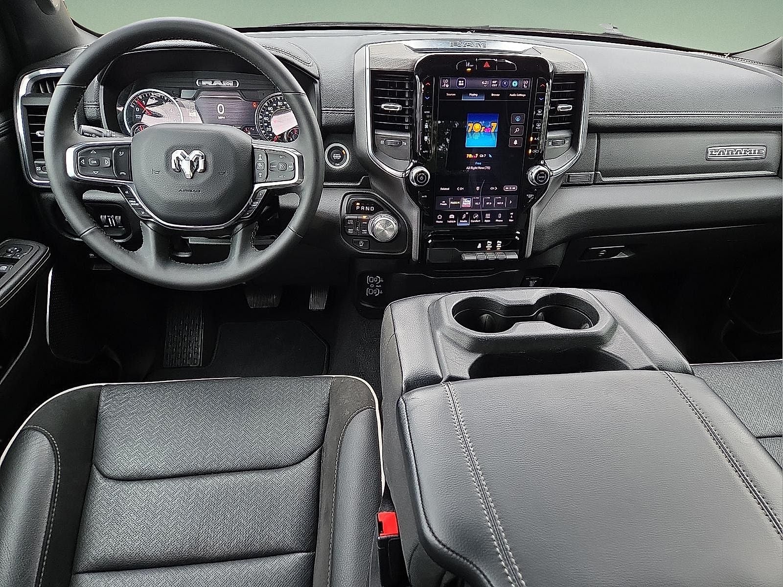 2025 RAM 1500 Laramie Crew Cab 4x4 5'7' Box