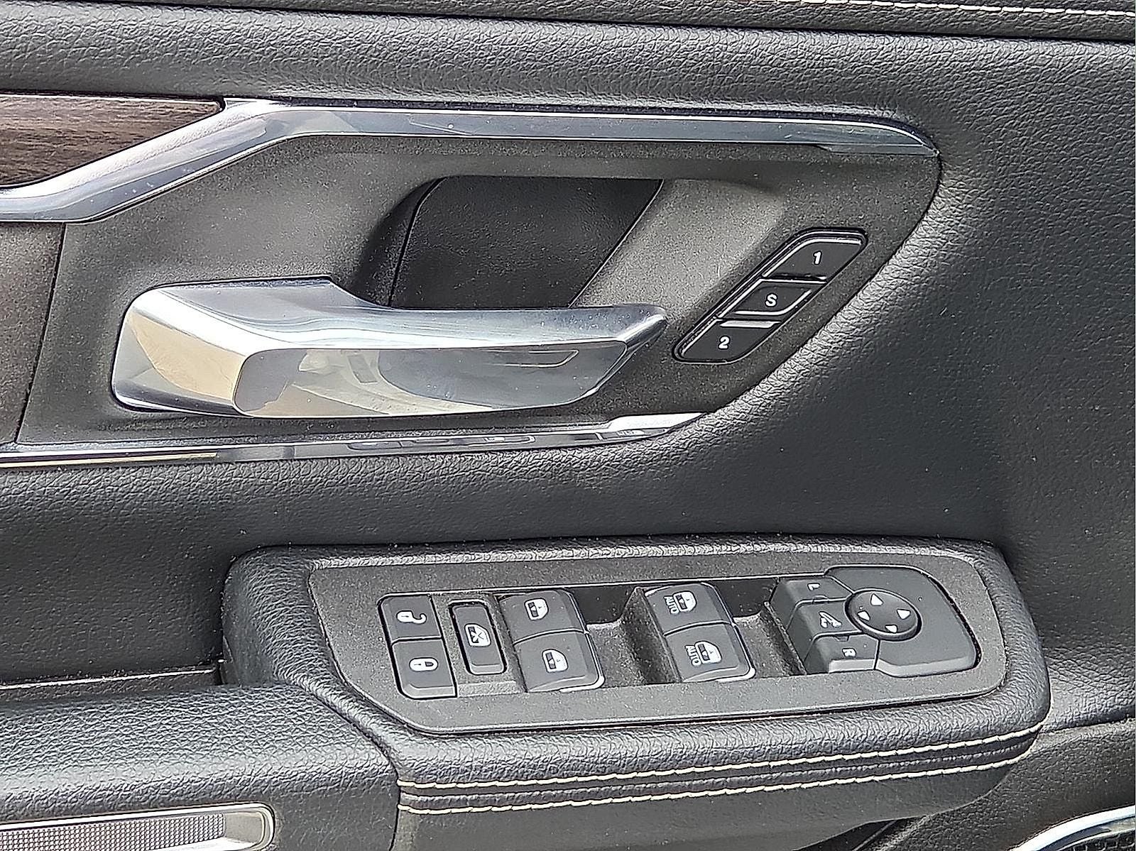 2025 RAM 1500 Laramie Crew Cab 4x4 5'7' Box