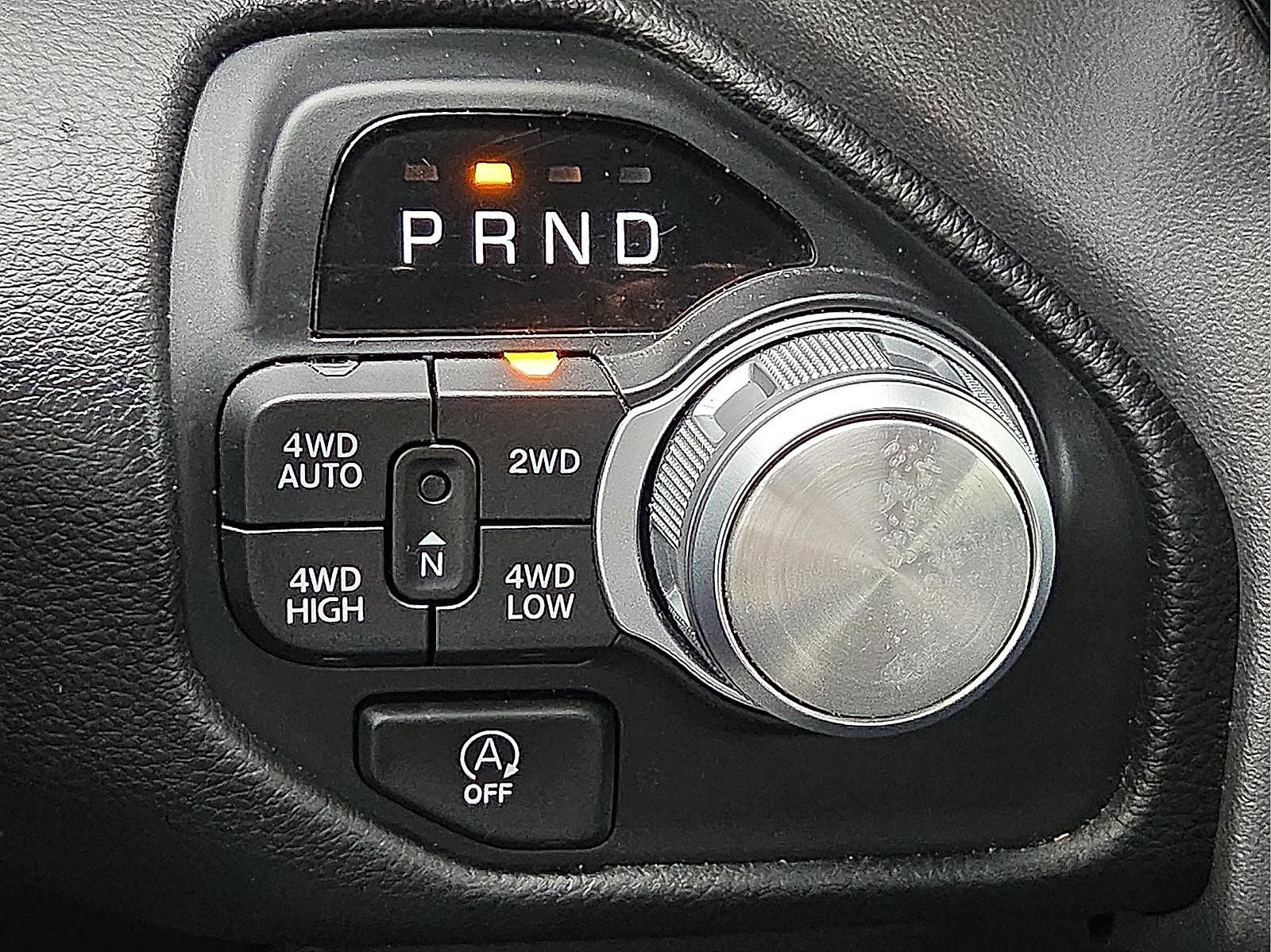 2025 RAM 1500 Laramie Crew Cab 4x4 5'7' Box