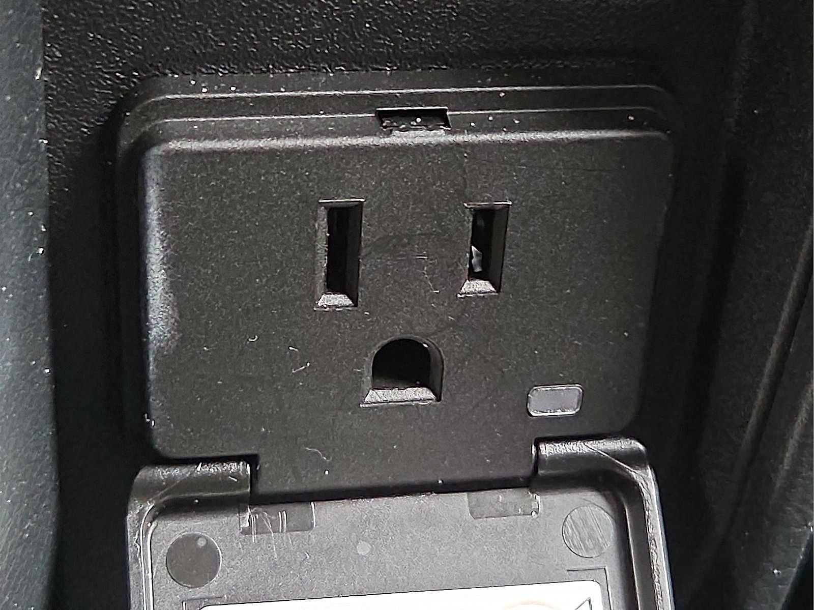 2025 RAM 1500 Laramie Crew Cab 4x4 5'7' Box