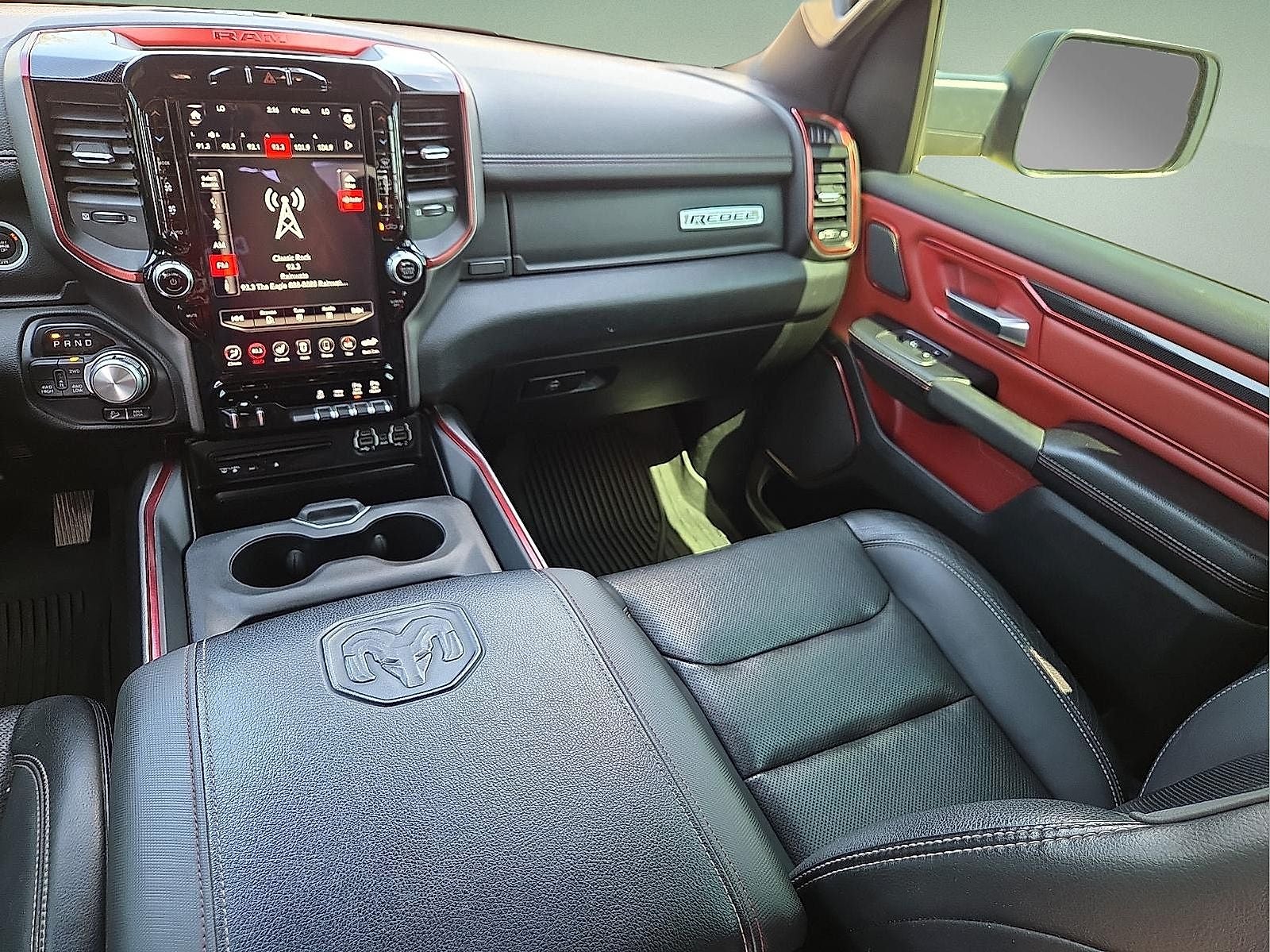 2019 RAM 1500 Rebel Crew Cab 4x4 5'7' Box