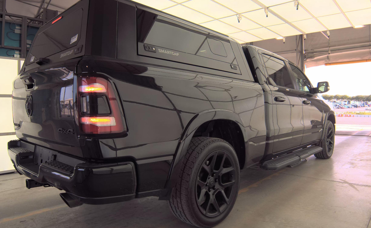 2022 RAM 1500 Laramie Crew Cab 4x4 6'4' Box