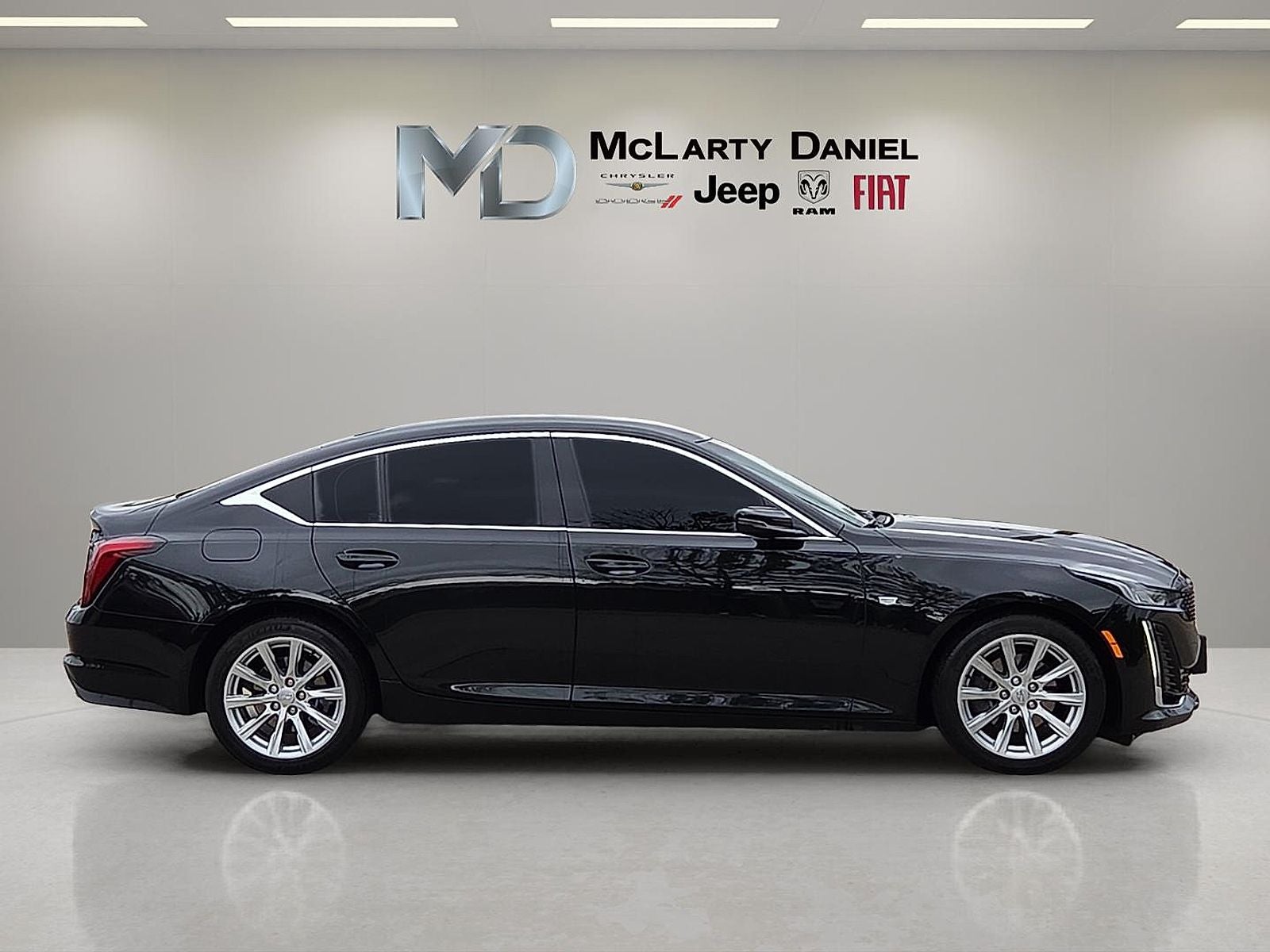 2024 Cadillac CT5 Luxury