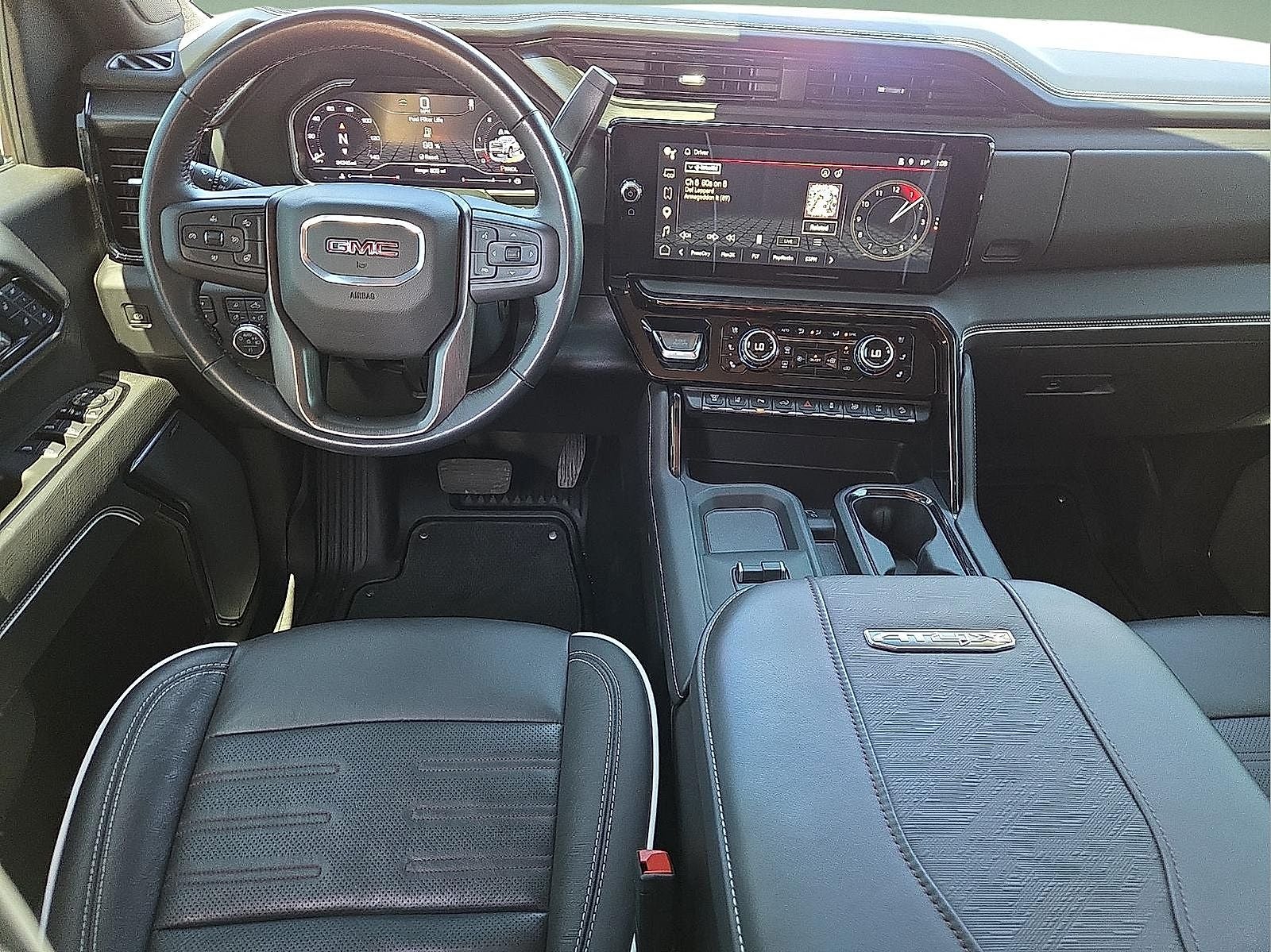 2025 GMC Sierra 2500HD 4WD Crew Cab Standard Bed AT4X