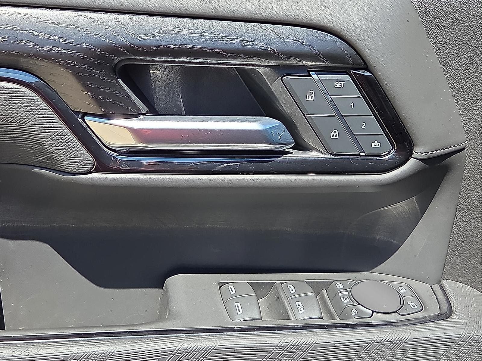 2025 GMC Sierra 2500HD 4WD Crew Cab Standard Bed AT4X