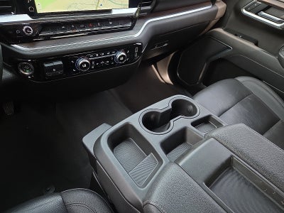 2025 GMC Sierra 1500 4WD Crew Cab Short Box SLT