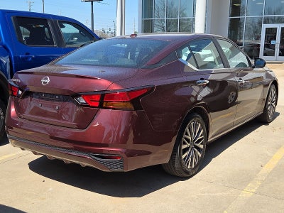 2025 Nissan Altima SV FWD