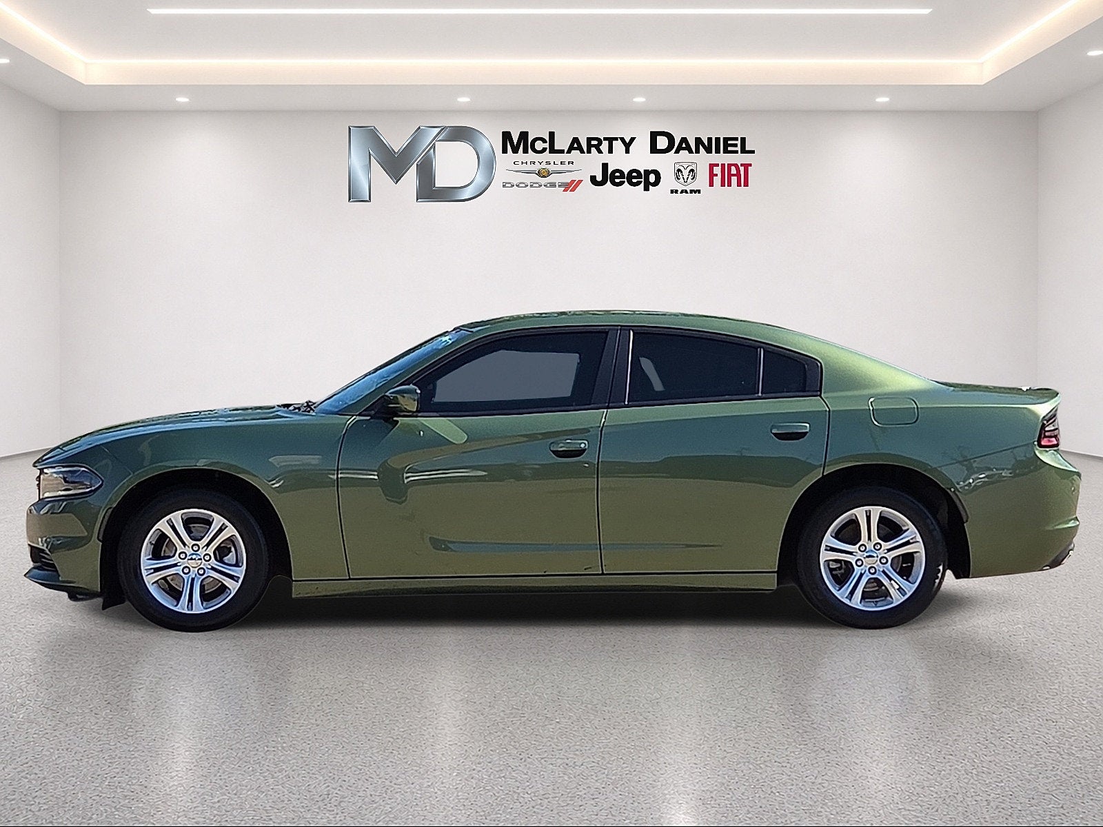 2022 Dodge Charger SXT RWD