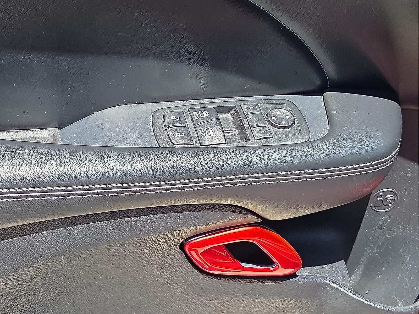 2015 Dodge Challenger R/T Plus