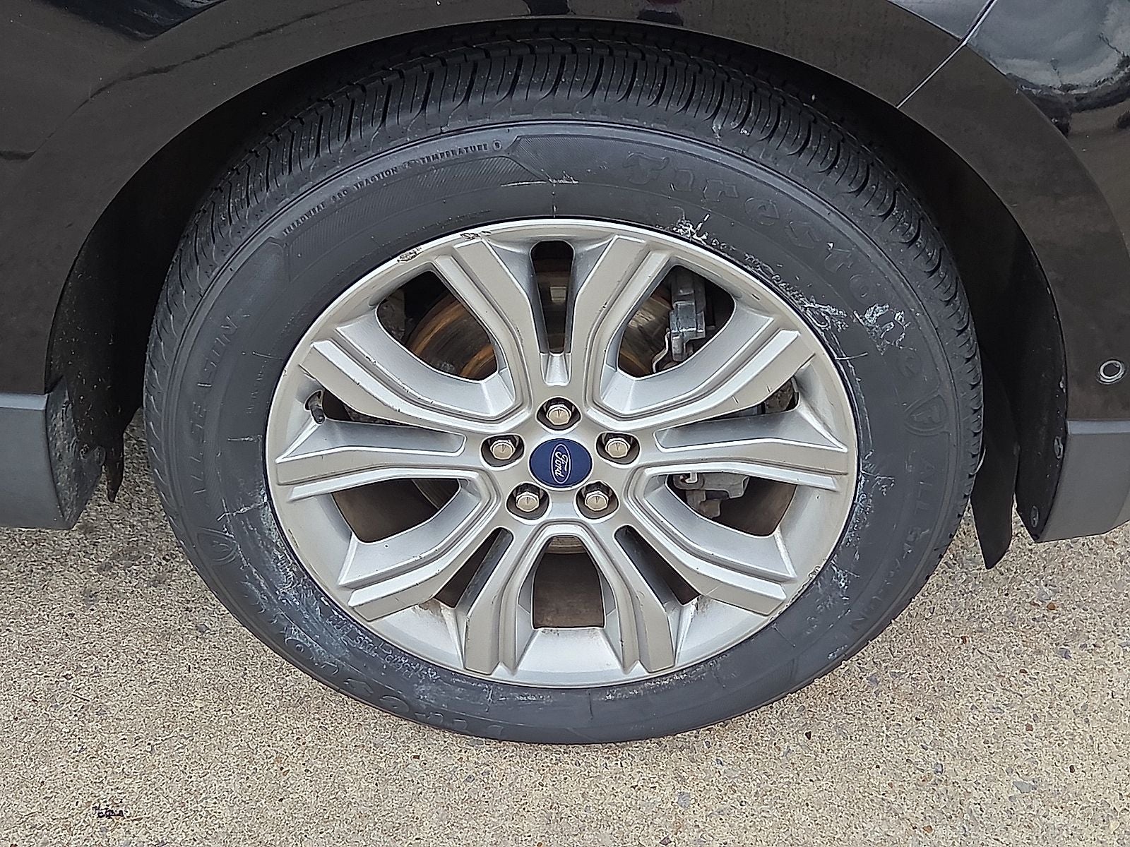 2020 Ford Edge Titanium