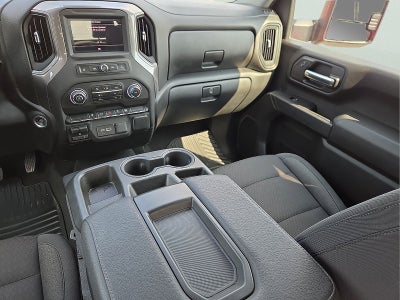 2024 Chevrolet Silverado 2500HD 4WD Crew Cab Standard Bed Custom