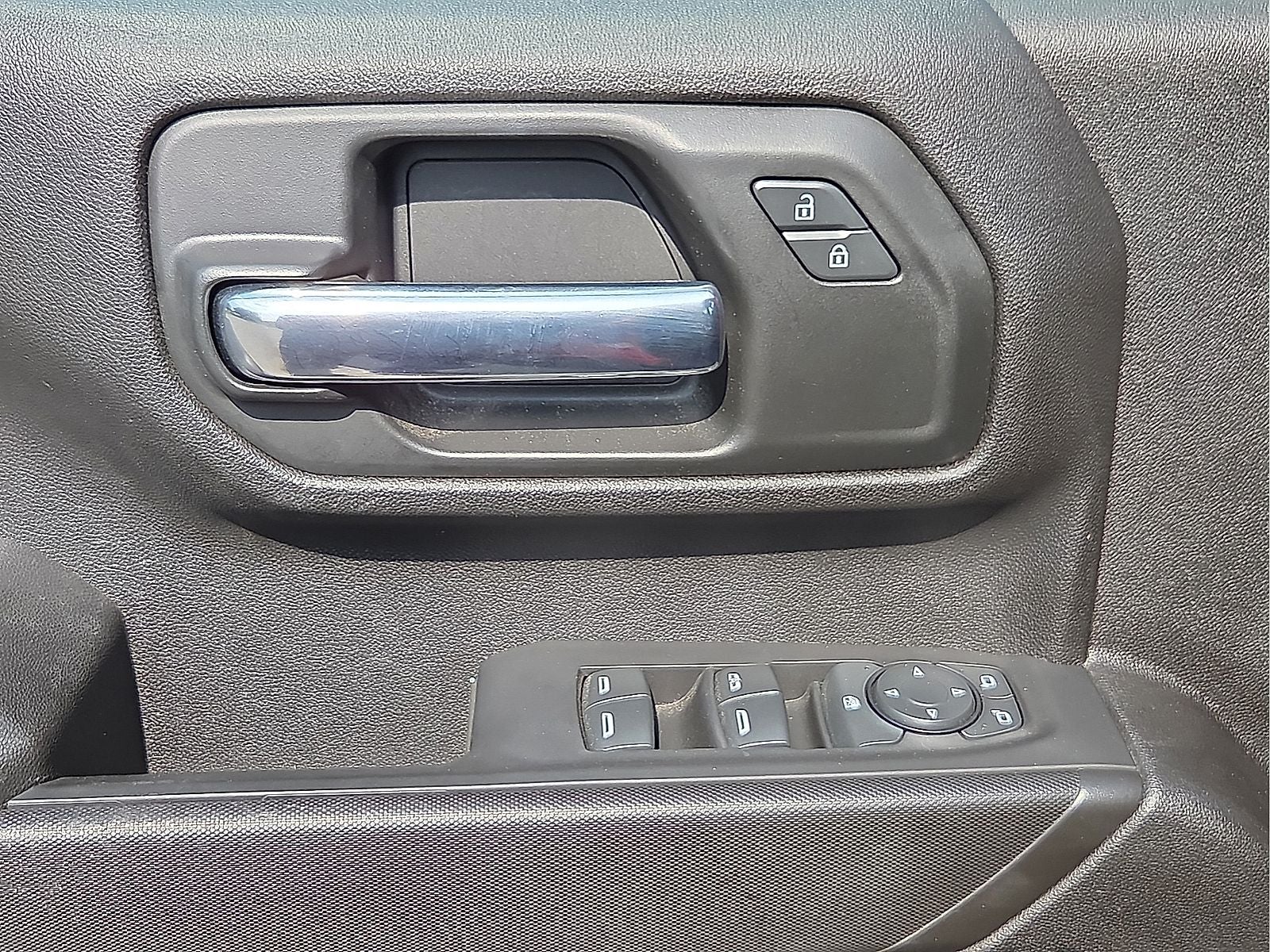 2024 Chevrolet Silverado 2500HD 4WD Crew Cab Standard Bed Custom