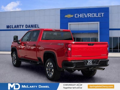 2024 Chevrolet Silverado 2500HD 4WD Crew Cab Standard Bed Custom