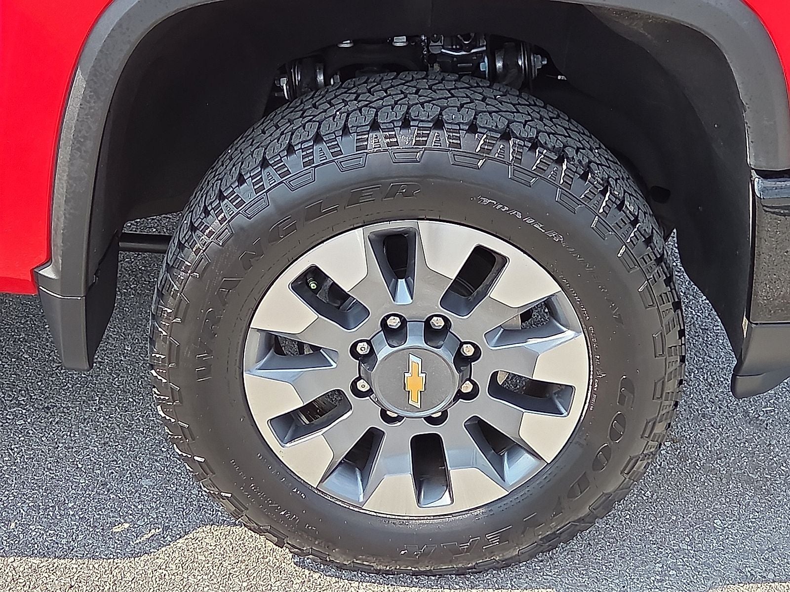 2024 Chevrolet Silverado 2500HD 4WD Crew Cab Standard Bed Custom
